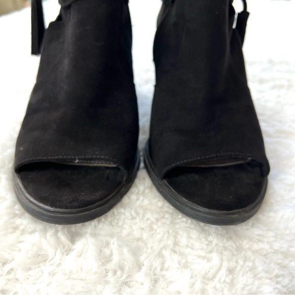 Rampage Promise Block Heel Peep Toe Ankle Bootie Side Bow Black Velvet - Picture 3 of 7